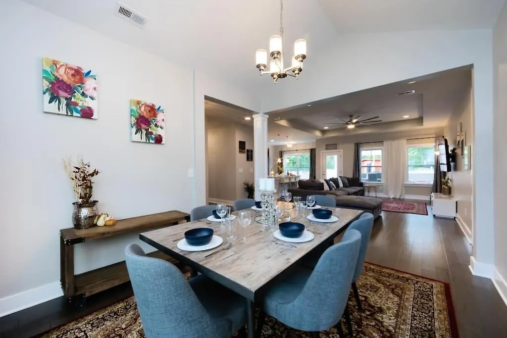 The Asbury House Luxury Private Getaway Villa Huntersville 0*,
