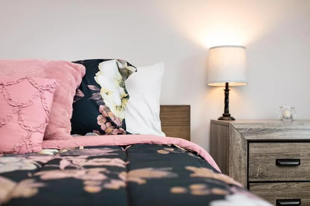 The Asbury House Luxury Private Getaway Villa Huntersville