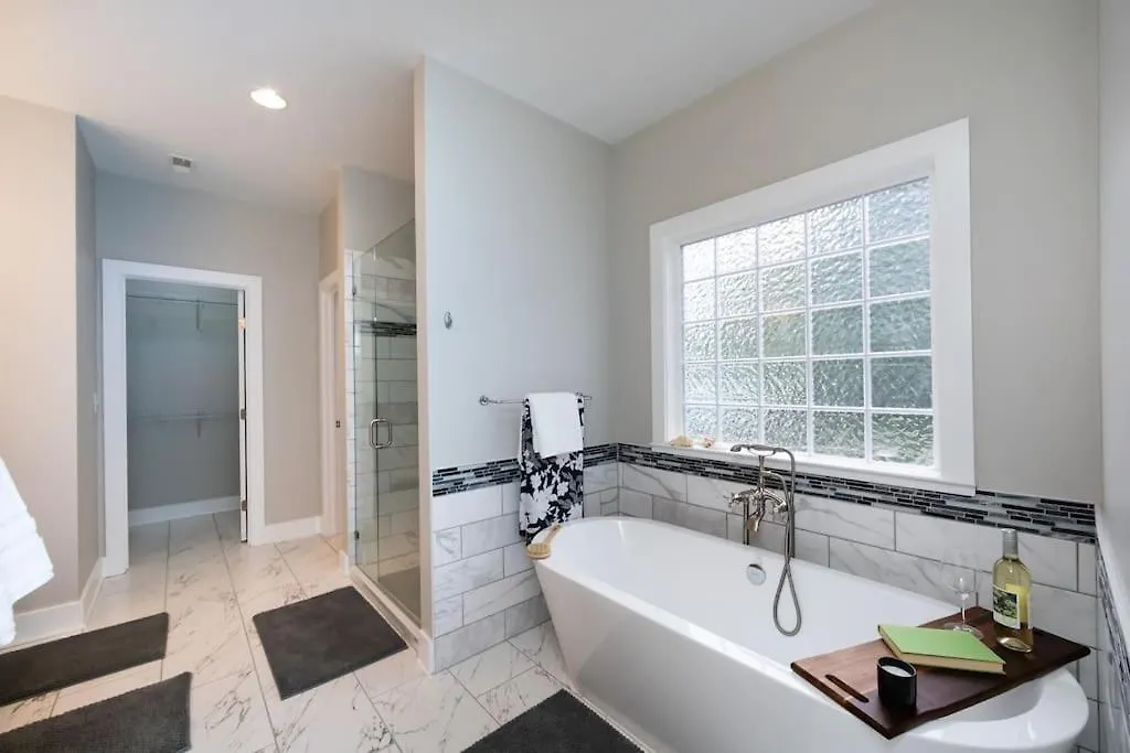 The Asbury House Luxury Private Getaway Villa Huntersville Holiday home