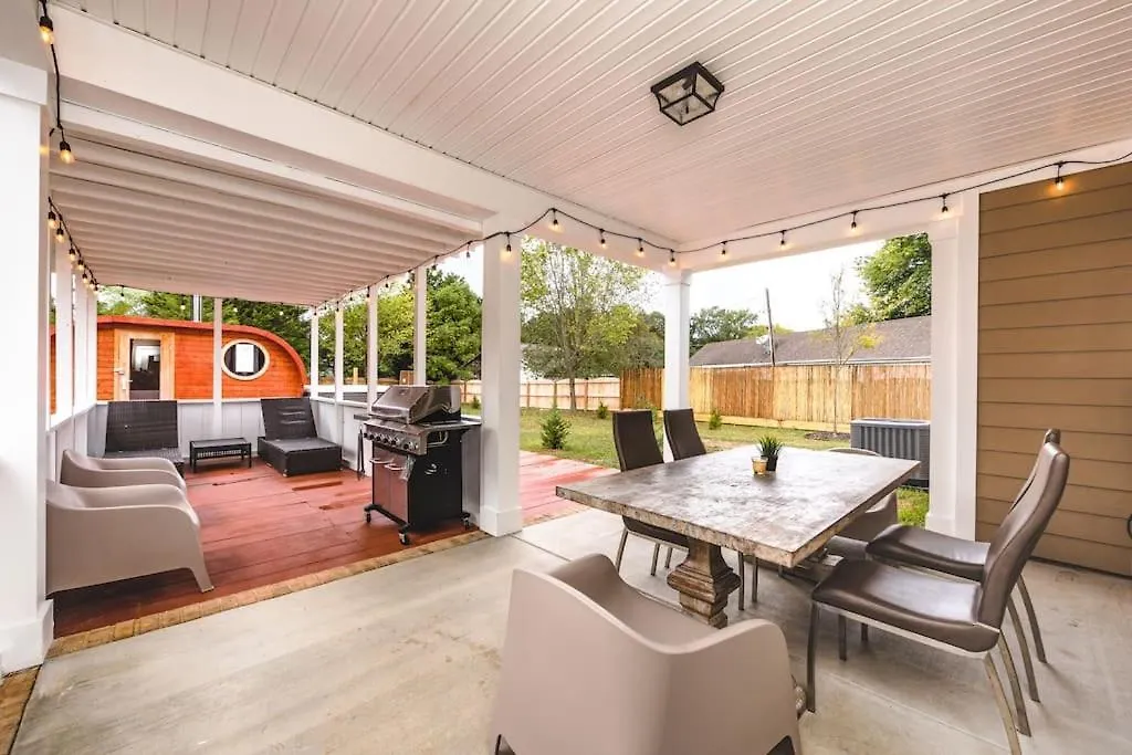The Asbury House Luxury Private Getaway Villa Huntersville